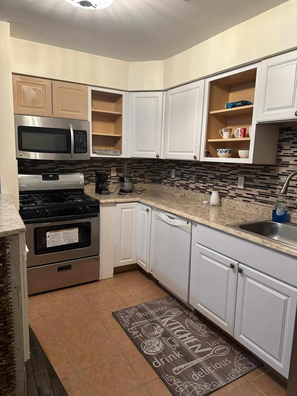 Kitchen or kitchenette, dishwasher, minibar, pet friendly, stove, toaster