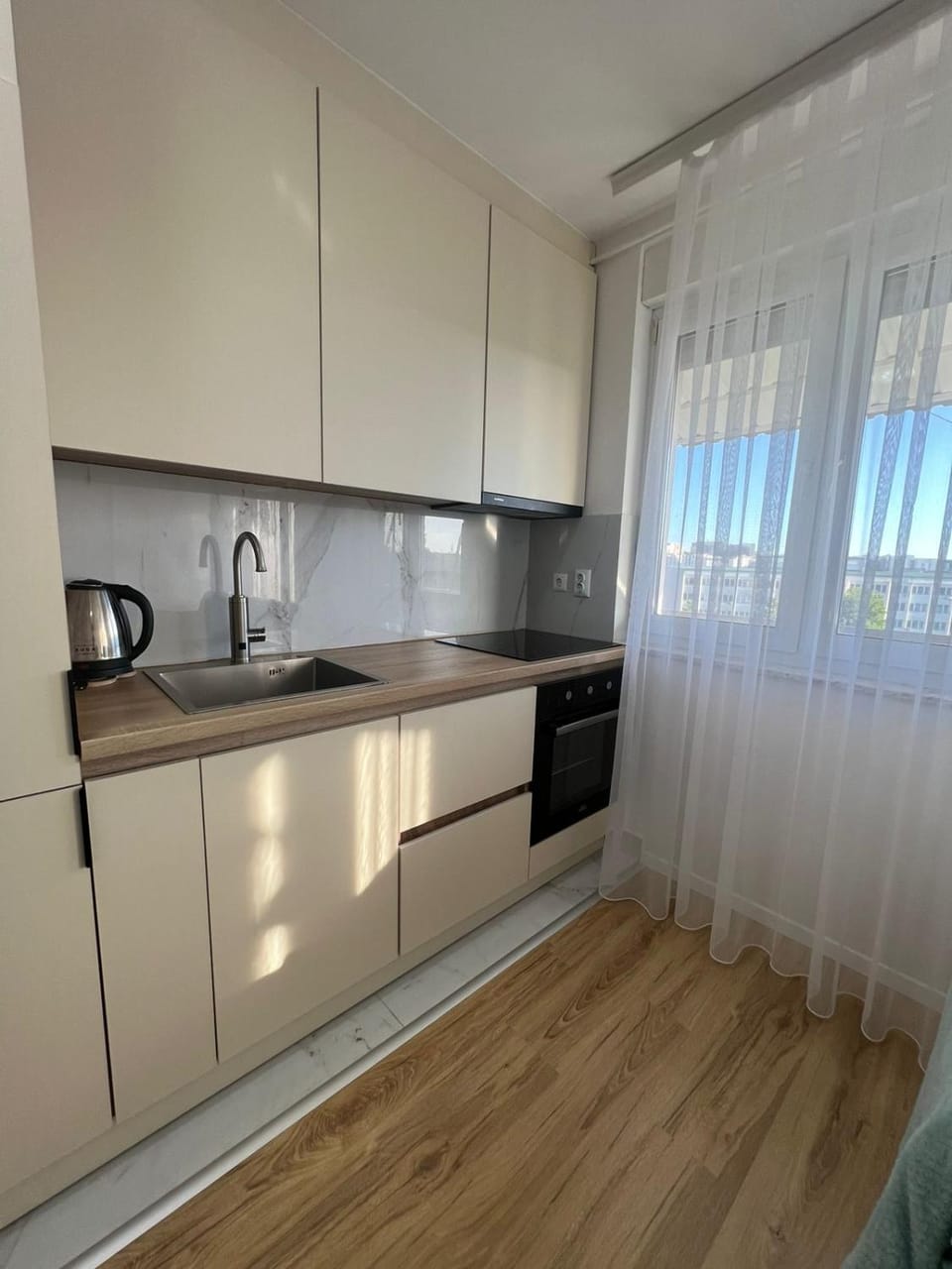 Modern & Cozy Apartment In The City Center With Free Parking Apartment in Serbia