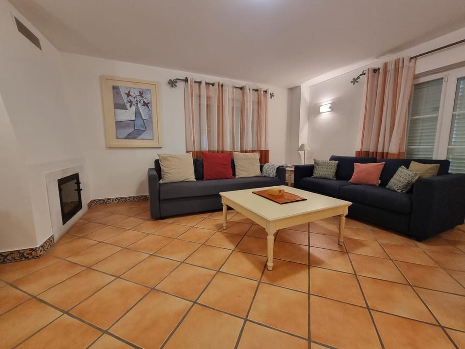 Living room, Seating area, fireplace