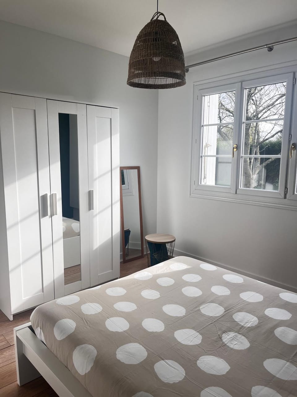 Bed, Photo of the whole room, Bedroom, wardrobe