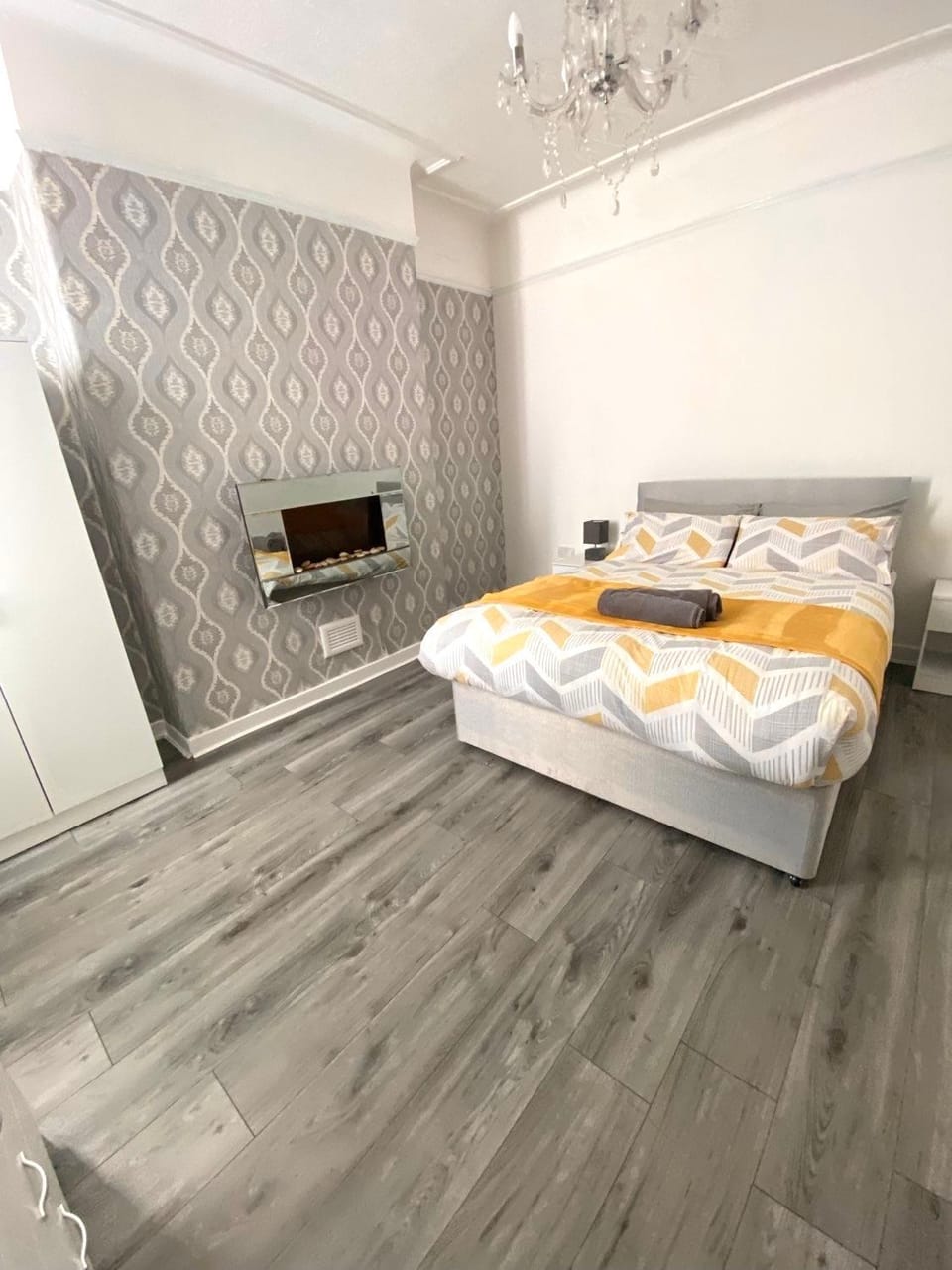 No. 206 - Spacious 5 Bed House in Liverpool