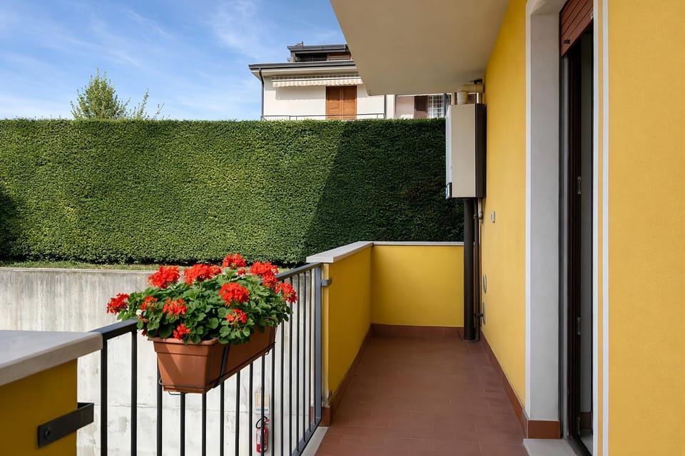 Smeraldo Retreat - by tourquoisevea - Residence La Meridiana - Apartment 07 Apartment in Peschiera del Garda