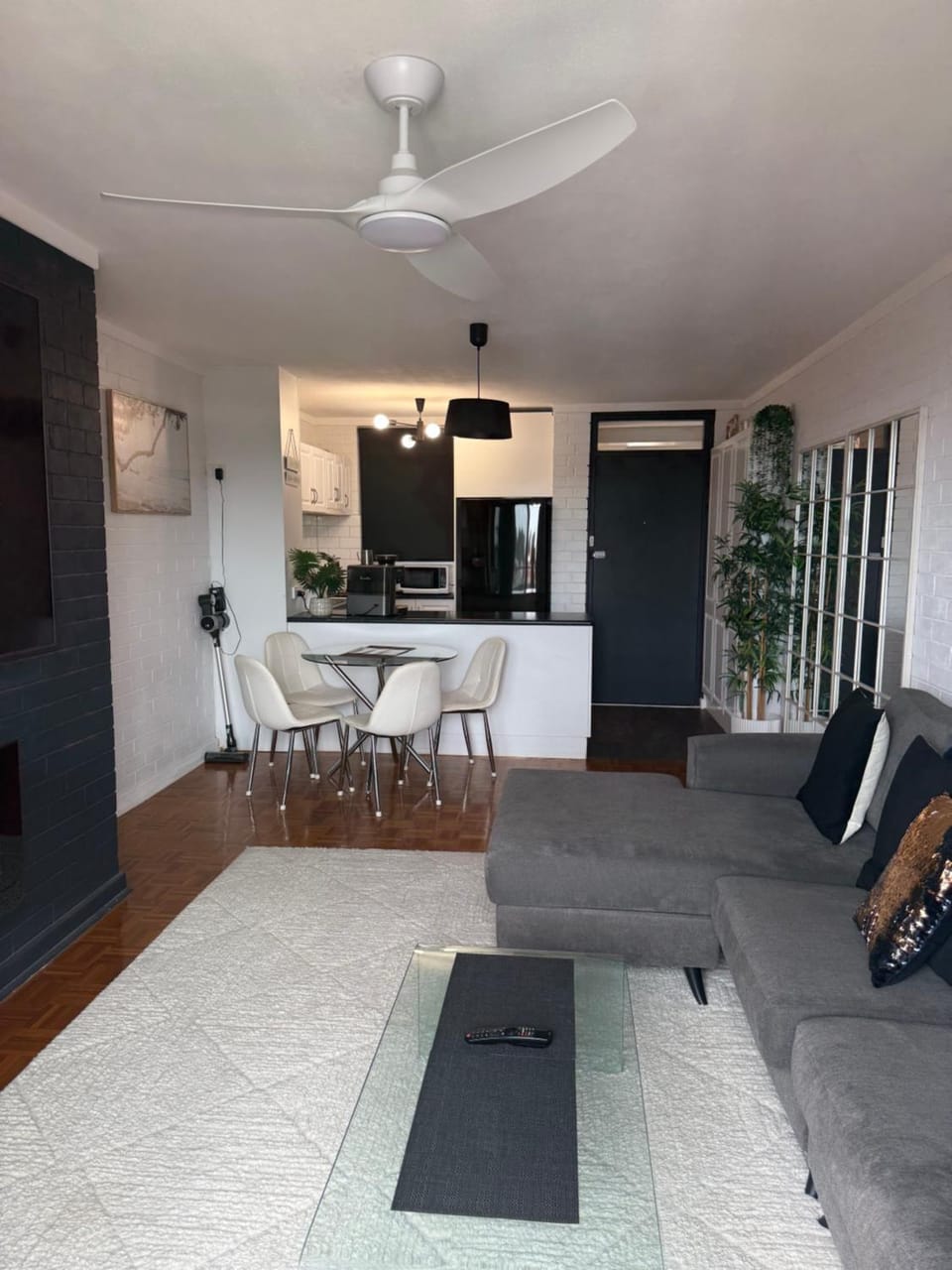 Paradiso Escape Apartment in Perth