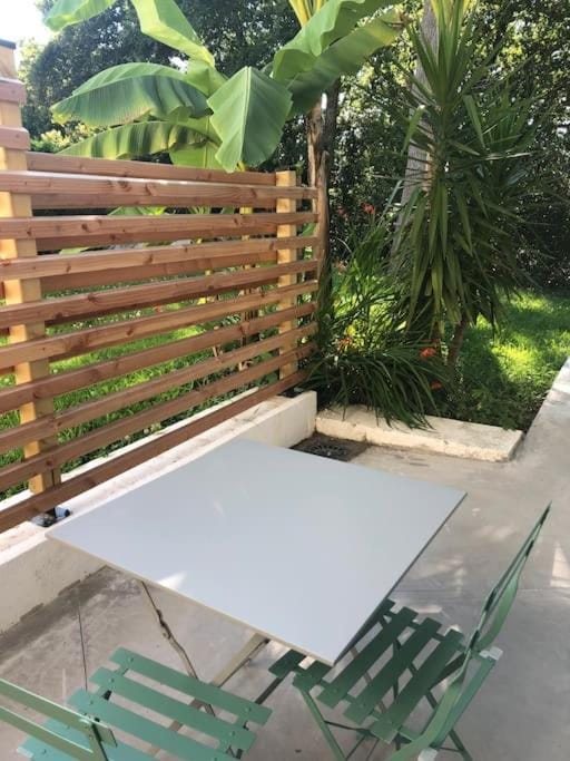 Studio independant dans maison basque Apartment in French Basque Country