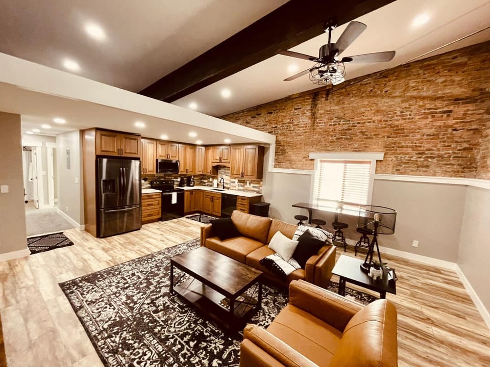 Kitchen or kitchenette, Living room, Dining area