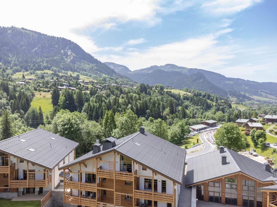 Property building, Nearby landmark, Day, Natural landscape, Mountain view