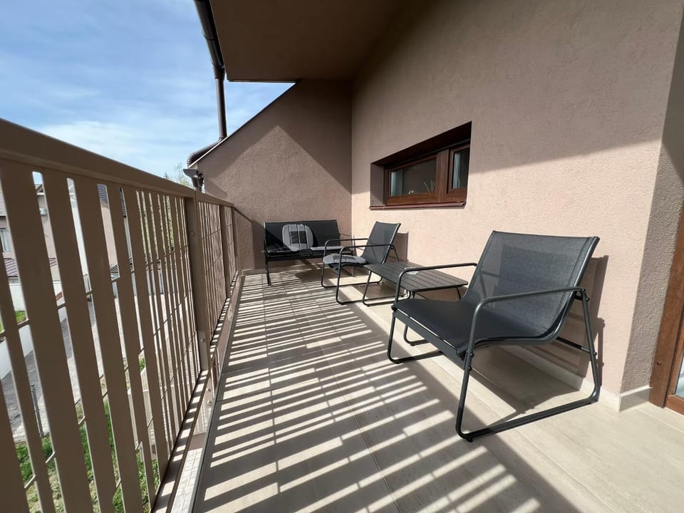 Balcony/Terrace, locker