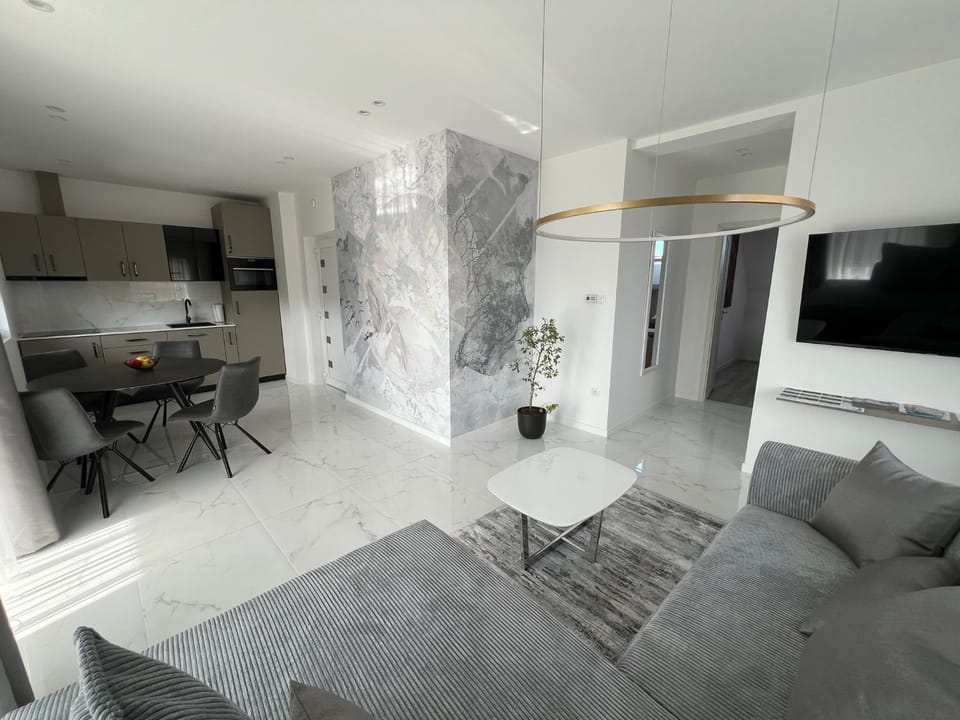 TV and multimedia, Kitchen or kitchenette, Living room, Seating area, Dining area, minibar, pet friendly, stove