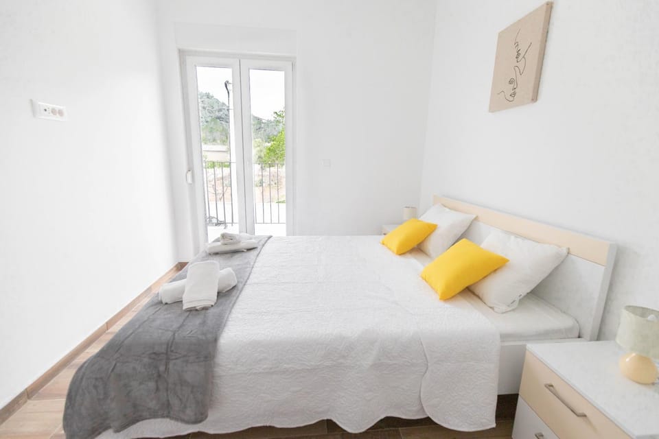 House Bartulovic -Lucia Apartment with sea view Villa in Dubrovnik-Neretva County