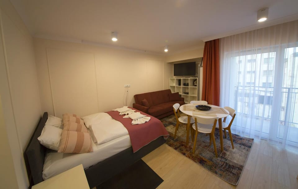 Bed, Living room, Other, Photo of the whole room, Seating area, Dining area