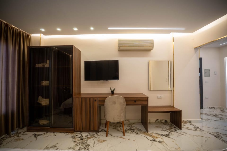 Communal lounge/ TV room, TV and multimedia, air conditioner