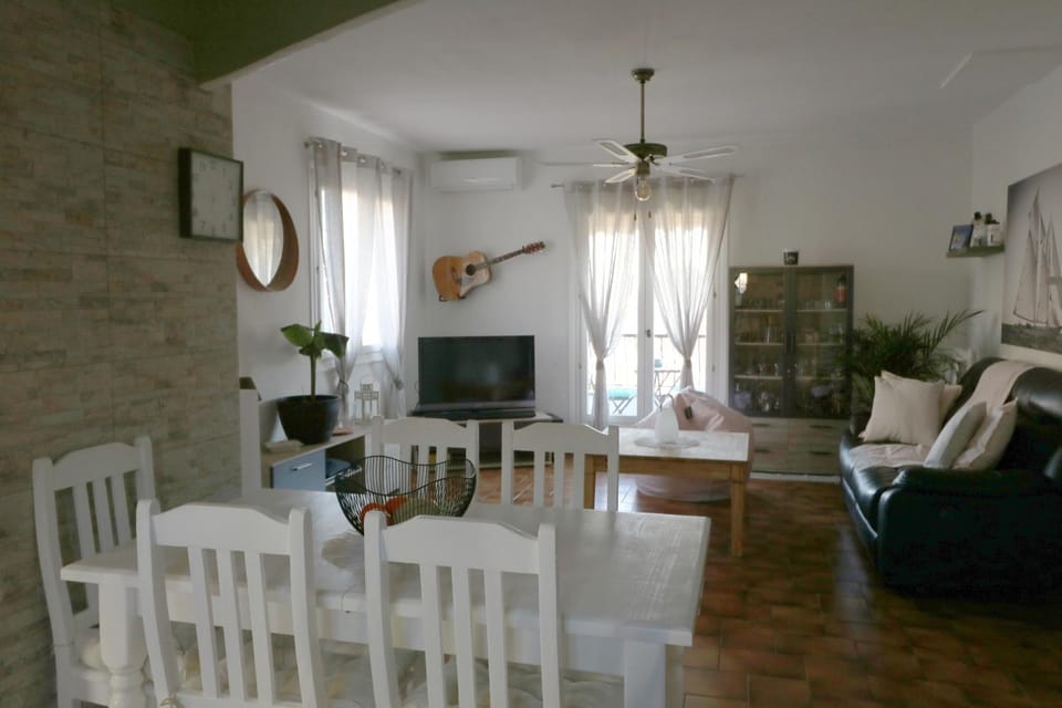 Gecko Bed and Breakfast in French Riviera