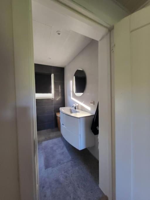 Sweet Cabin Leknes Cabin in Lofoten