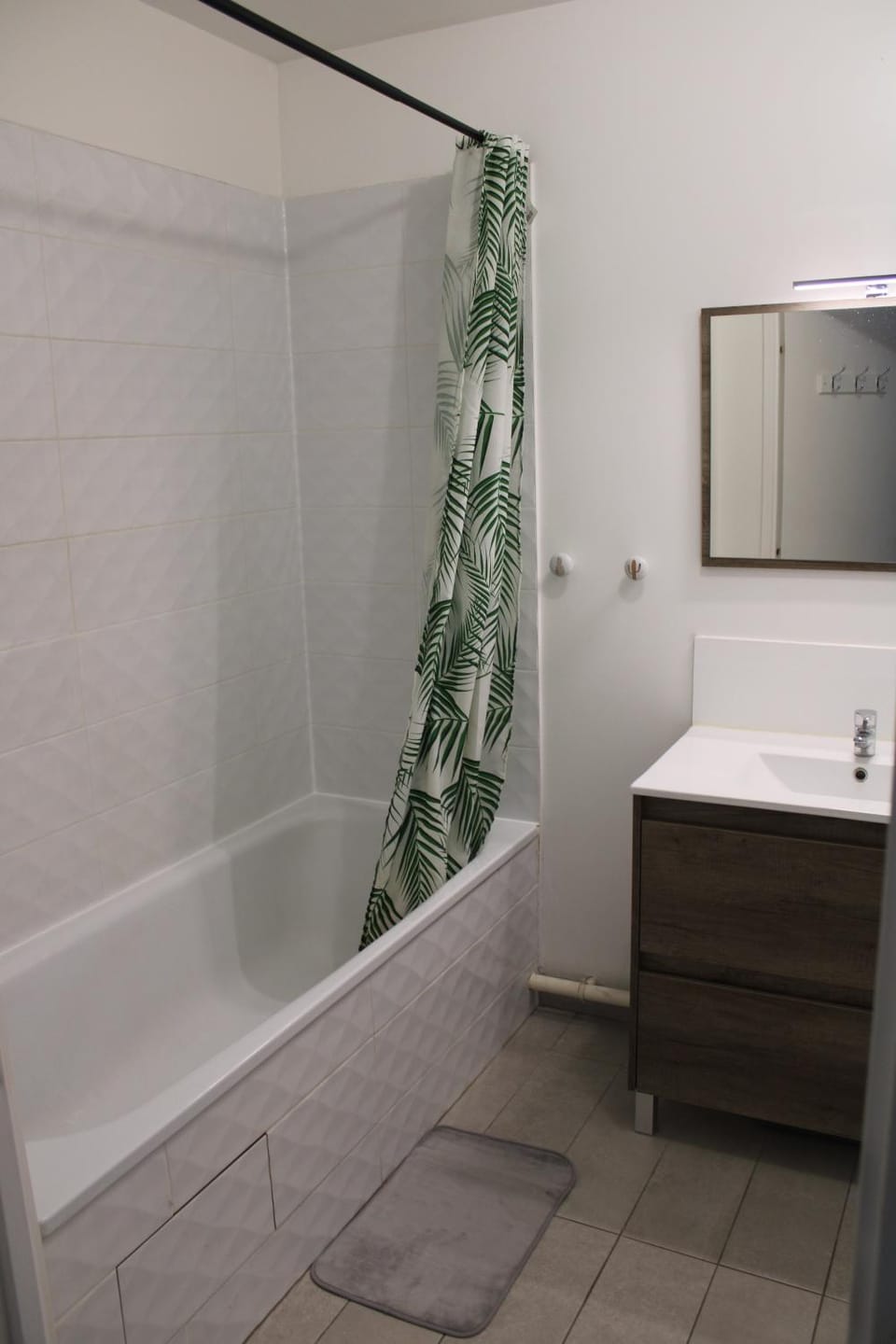 3 pièces + terrasse dernier étage proche centre Apartment in Île-de-France