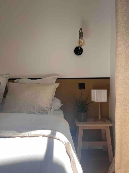 Appartement d'architecte, Paris-République 2P Apartment in Paris
