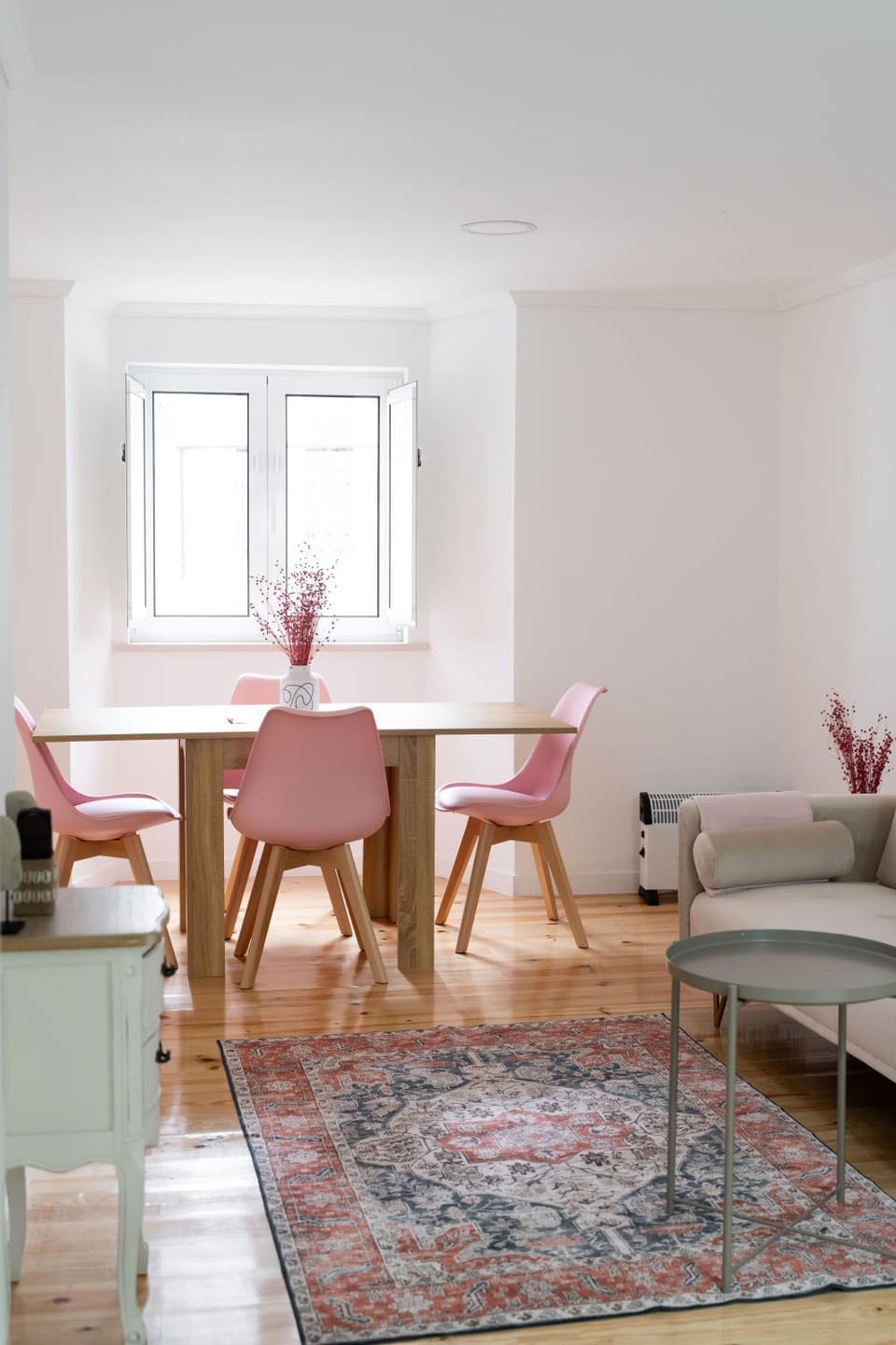 Cozy Bohemian Flat- Berry Apartment in Lisbon