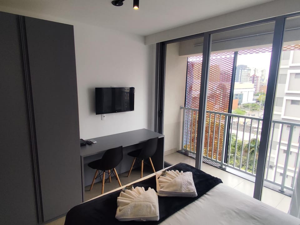 Studio Moema ao lado do Shopping Ibirapuera a 3km do Aeroporto de Congonhas! Apartment in Sao Paulo City
