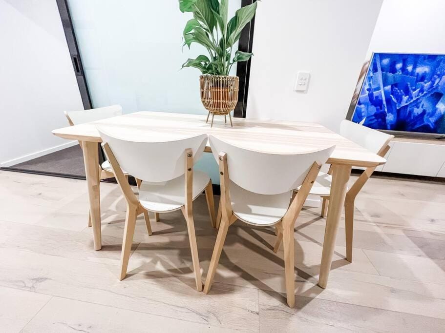 City Centre - Pool - Parking - Self check-in Apartment in Canberra