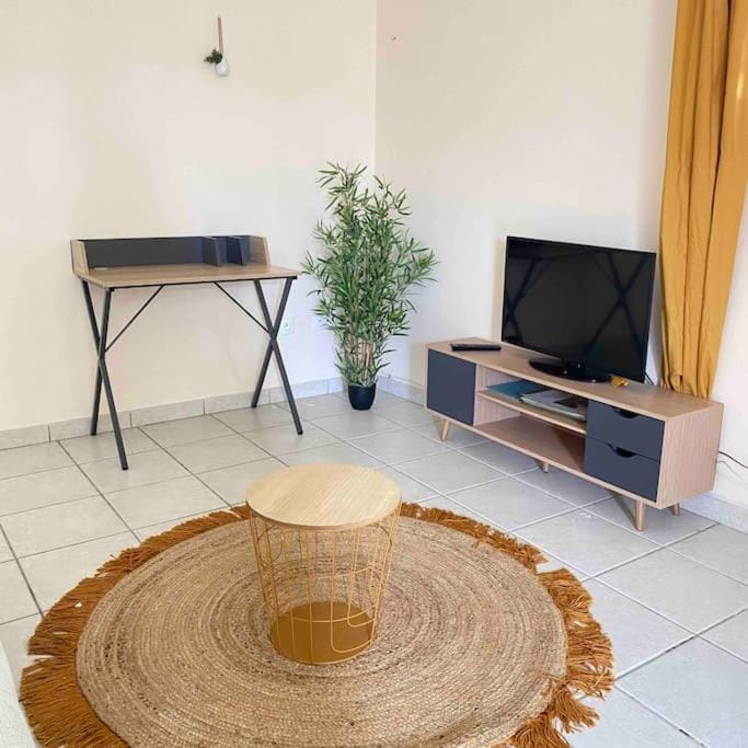 Communal lounge/ TV room, TV and multimedia