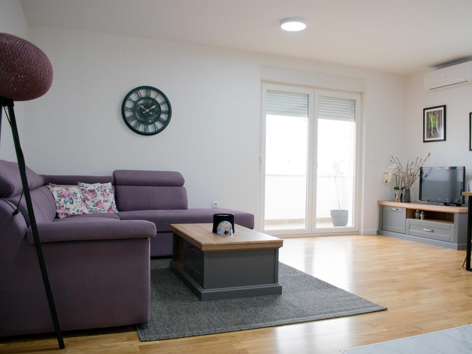 Apartman M & K - 70 m2-Petra Barbarića 14a Apartment in Federation of Bosnia and Herzegovina