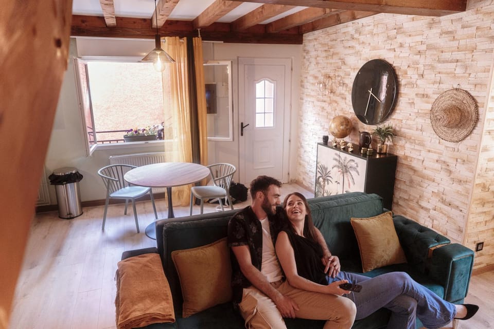 Appart hôtel le 8 La Suite & Spa - parking gratuit - Apartment in Bourgogne-Franche-Comté