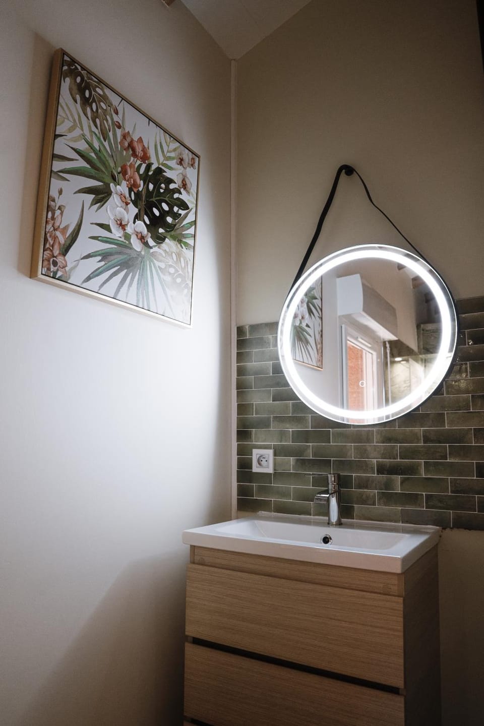 Appart hôtel le 8 La Suite & Spa - parking gratuit - Apartment in Bourgogne-Franche-Comté