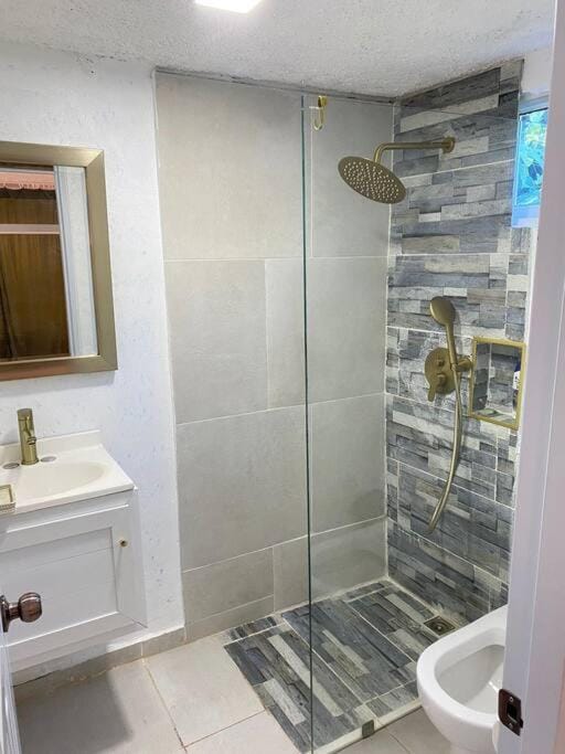 Blessed house "cerca del Aeropuerto " Apartment in Santo Domingo Province, Dominican Republic