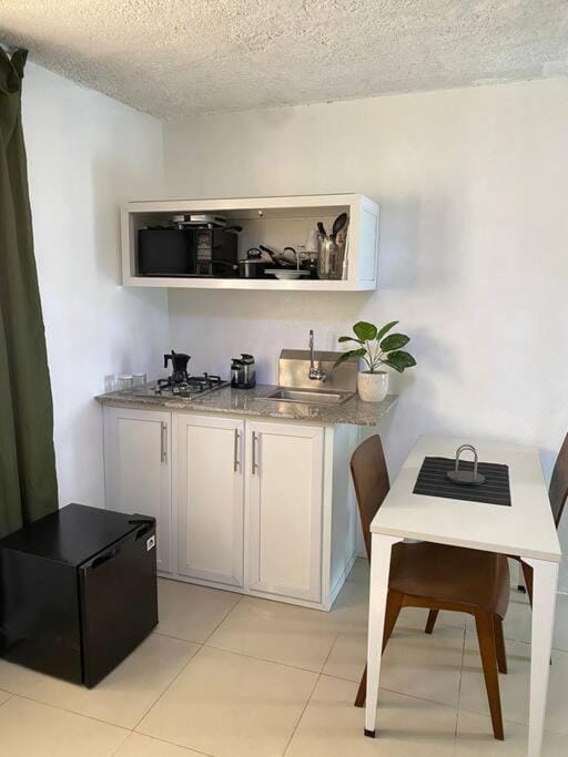 Blessed house "cerca del Aeropuerto " Apartment in Santo Domingo Province, Dominican Republic