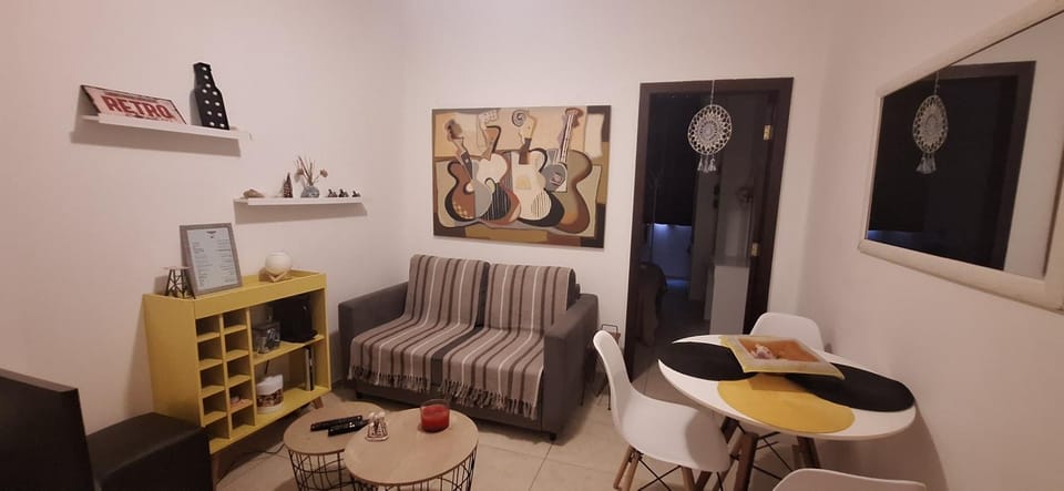 SCR-Copacabana- Confortável e Aconchegante com Portaria 24 Hs a 50 Metros da Praia Apartment in Rio de Janeiro