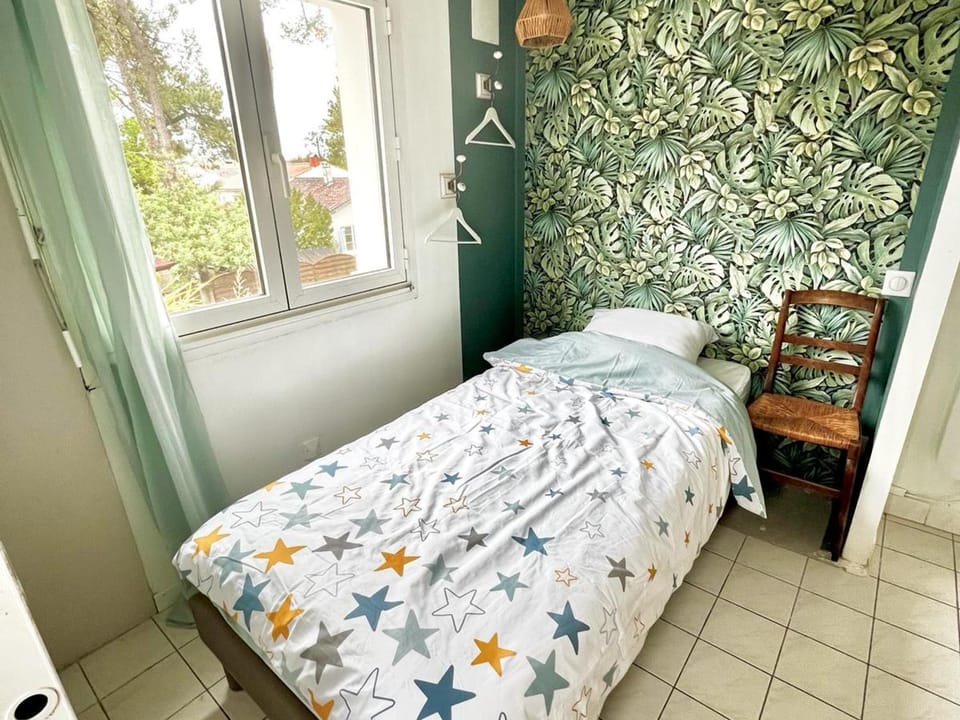 Maison de Vacances à La Tranche-sur-Mer, Proche Plage et Commerces, 3 Chambres, Terrasse et Jardin - FR-1-22-365 House in La Tranche-sur-Mer