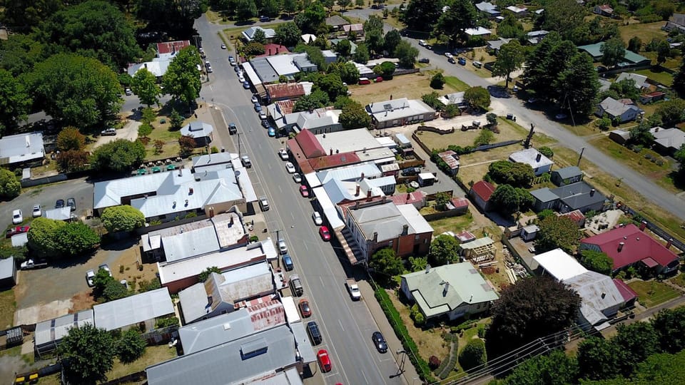Neighbourhood, Bird's eye view