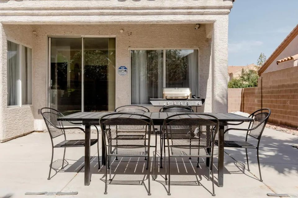 Patio, Balcony/Terrace, Seating area, Dining area