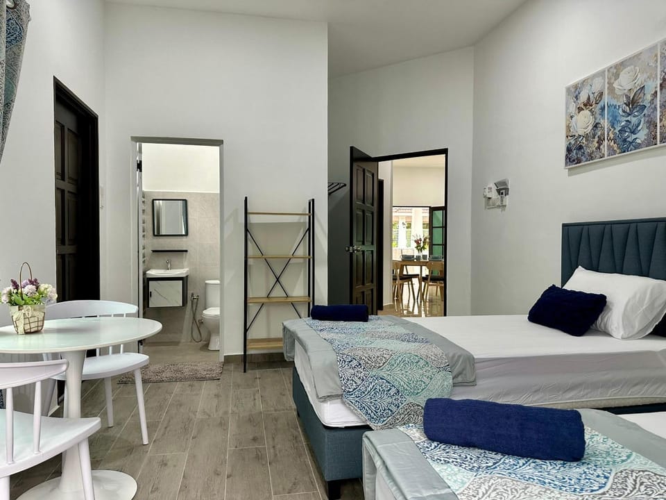 Ocean Cottage 2, Radiant Teluk Sari Chalet in Johor