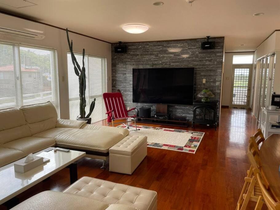 TV and multimedia, Living room