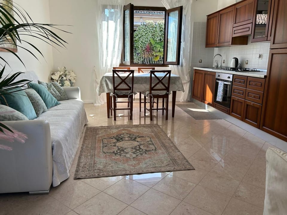 Villa bifamiliare per famiglie con giardino. Apartment in Cavallino-Treporti