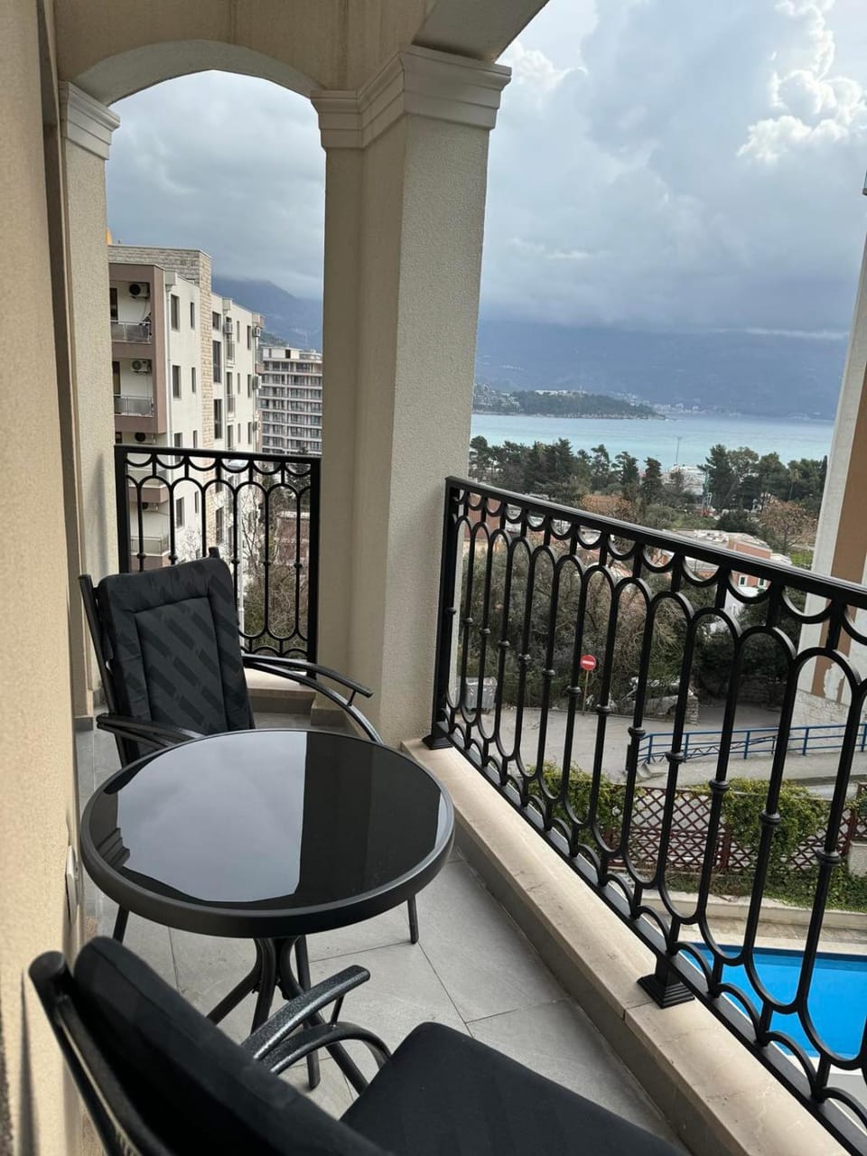 Patio, Day, Natural landscape, View (from property/room), Balcony/Terrace, Seating area, Sea view