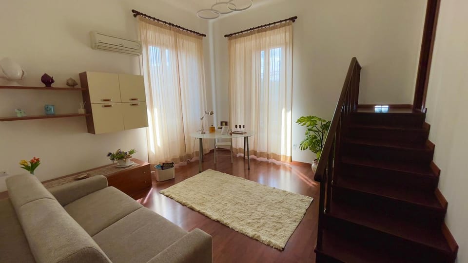 Lounge or bar