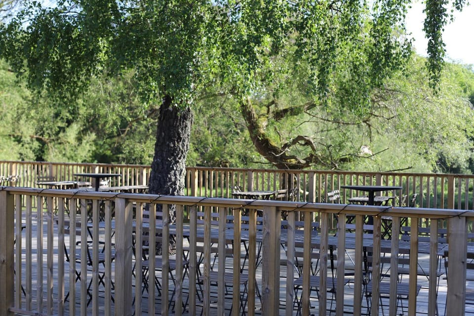 Natural landscape, Seating area