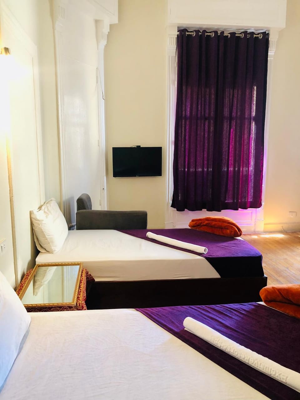 Communal lounge/ TV room, Bed, TV and multimedia, Photo of the whole room, Evening entertainment, Bedroom
