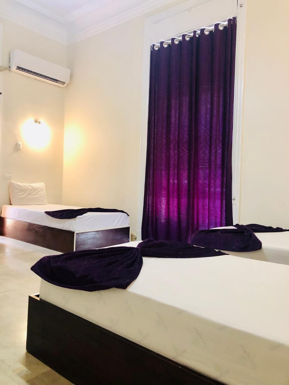 Bed, Photo of the whole room, Bedroom, air conditioner