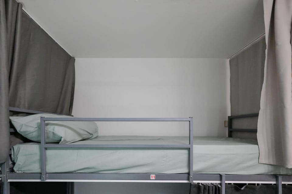 bunk bed