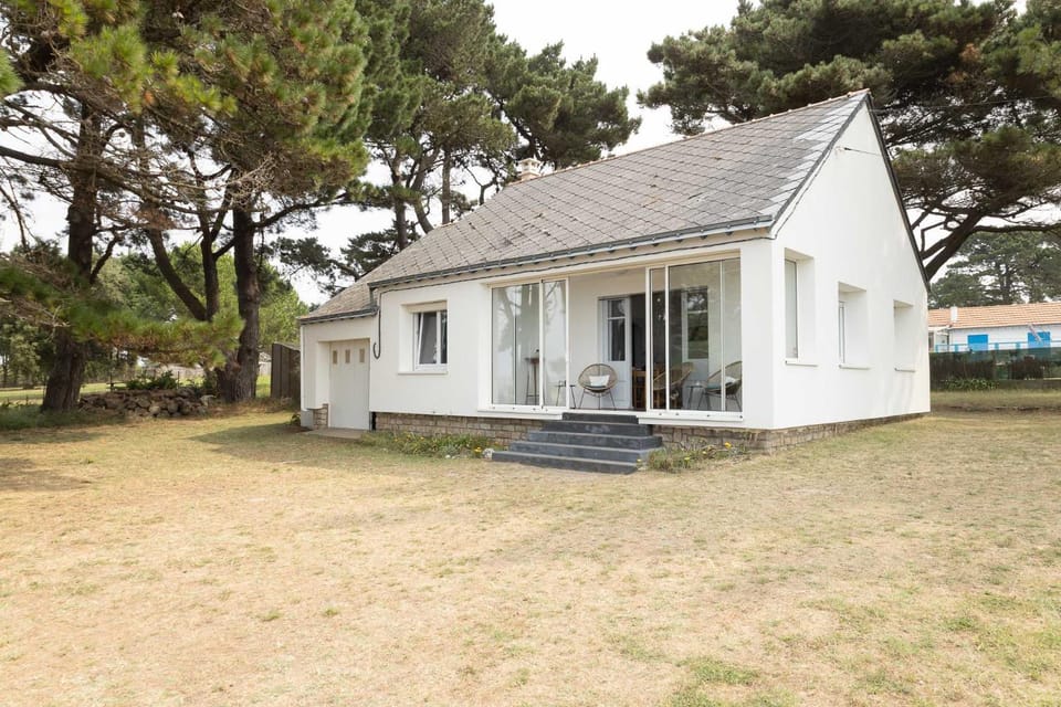 Property building, Garden view, Parking