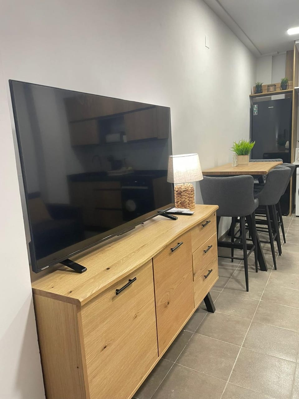 TV and multimedia, Dining area