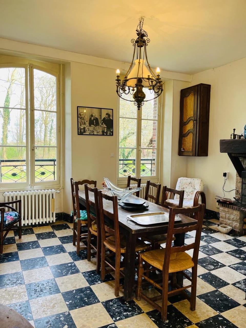 Les Bons Amis House in Bourgogne-Franche-Comté