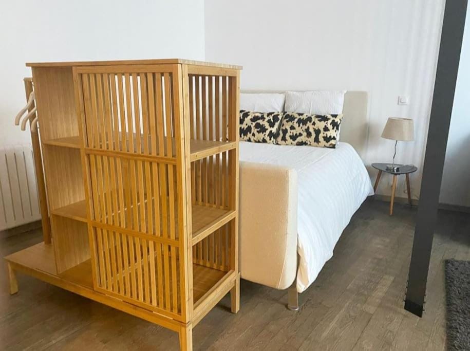 Studio bord de Creuse Apartment in Centre-Val de Loire