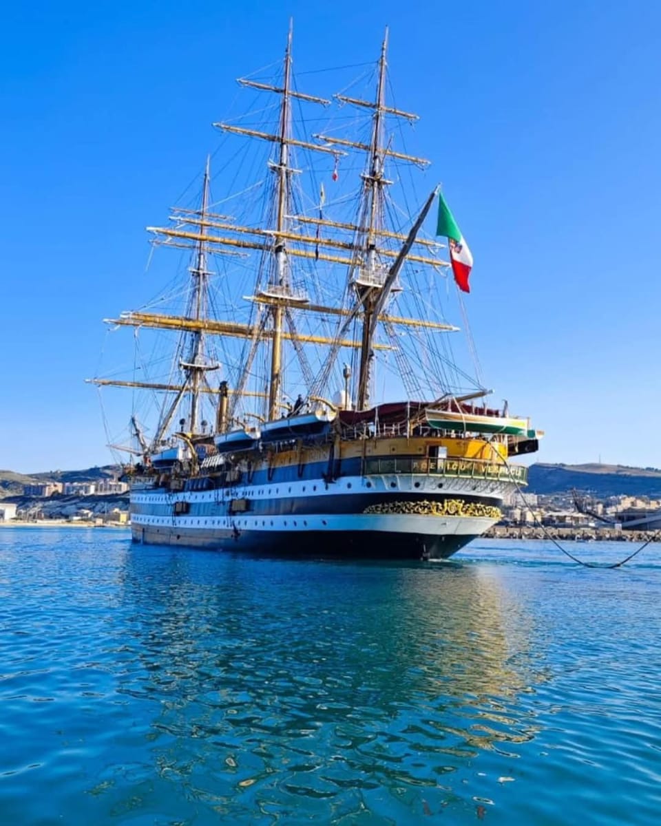 Pilaja Suite Fronte mare Free Park Wifi Apartment in Porto Empedocle