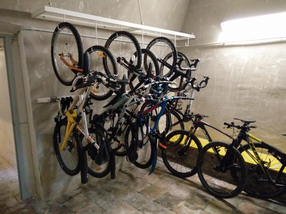 Area and facilities, Sports, Entertainment