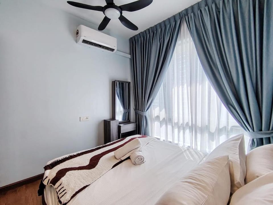 Bedroom, air conditioner