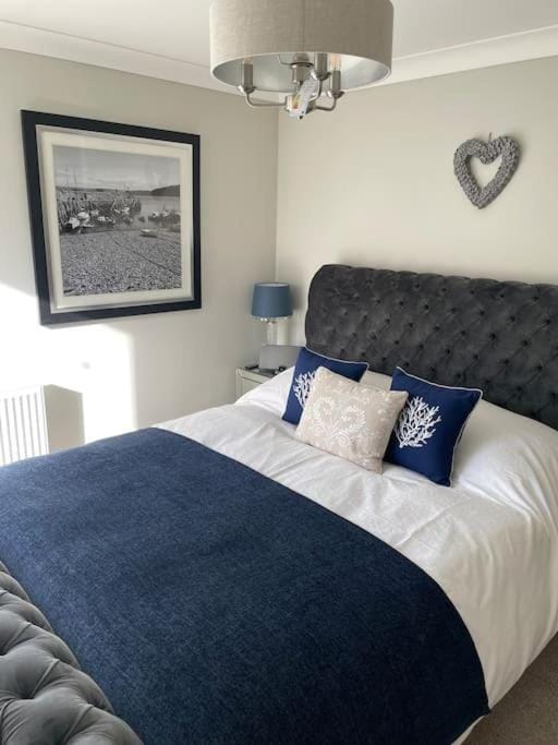 Seaside Modern Apartment Apartment in Westward Ho