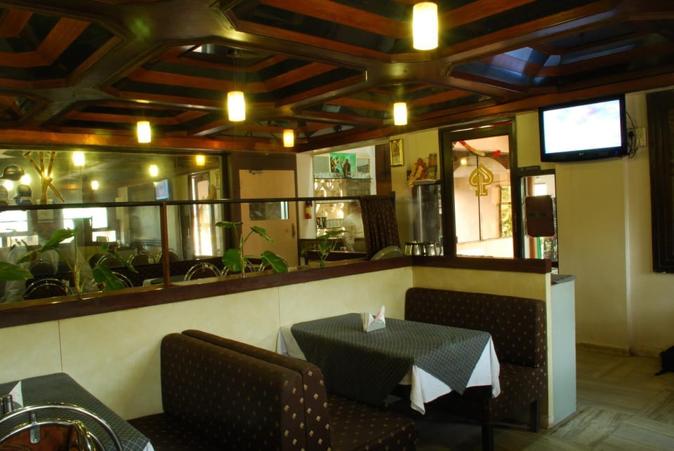 Lounge or bar